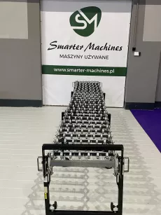 Przenośnik rolkowy nożycowy