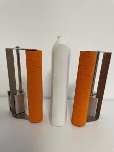 Rolki doklejające etykietę opakowanie płaskie